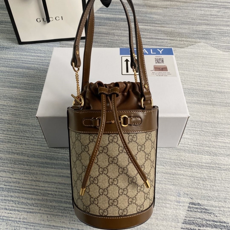 G*u*i bucket bags